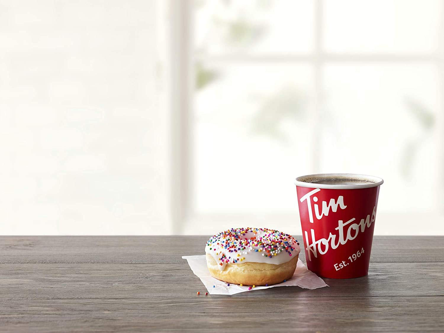 Original Blend, Medium Roast Ground Coffee, Canada’S Favorite Coffee, Made with 100% Arabica Beans, 32.8 Ounce Canister